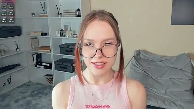 MaliaBourraine online show from March 3, 7:36 am