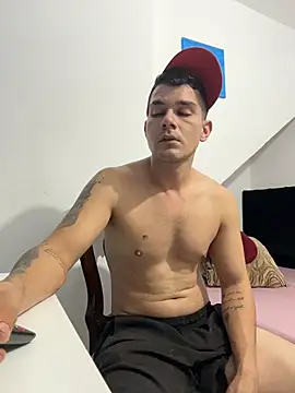 BooyHott  online show from November 30, 10:47 pm