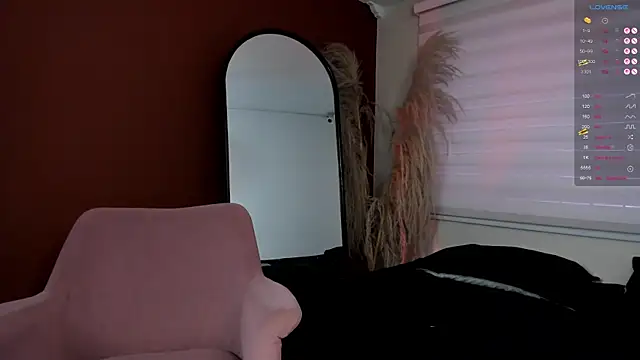 Snapshot of angela_fiory chatting on April 30, 8:57 pm angela fiory online show from April 30, 8:57 pm