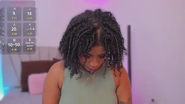 camilafoox7 online show from March 29, 5:13 pm