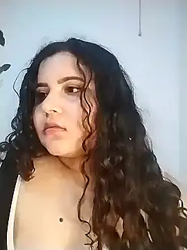 Snapshot of Carolceleste24 chatting on February 13, 10:17 pm Carolceleste24 online show from February 13, 10:17 pm