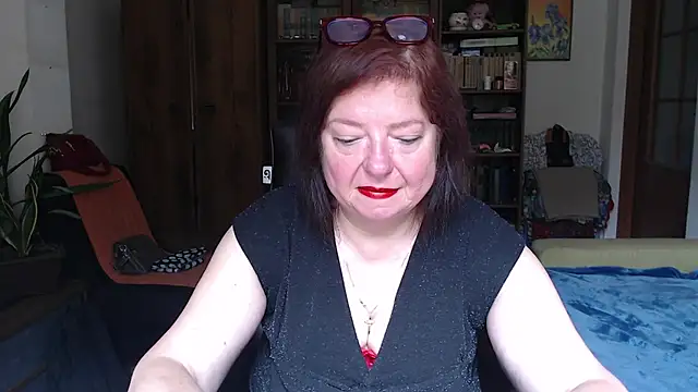 Violet Pulse online show from July 4, 7:25 am