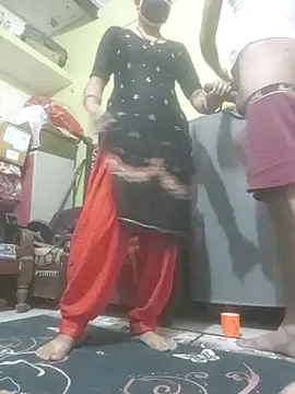 Cute-Charvii online show from November 9, 2:43 am