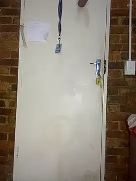 Snapshot of 21shazzy chatting on February 10, 2:15 am 21shazzy online show from February 10, 2:15 am