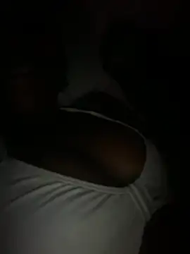 Snapshot of 21shazzy chatting on February 25, 2:43 am 21shazzy online show from February 25, 2:43 am