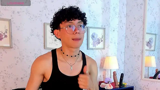 liam twiink online show from March 20, 7:30 pm