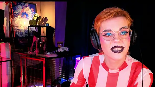 tacodeluxxxe online show from July 22, 3:42 am