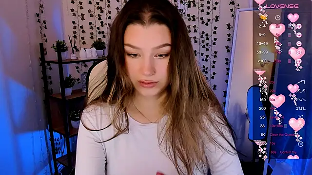 Snapshot of LinaBlossom_ chatting on July 11, 5:21 am LinaBlossom online show from July 11, 5:21 am