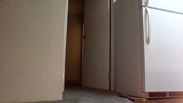 Snapshot of slickdickfreak chatting on November 30, 4:27 am slickdickfreak online show from November 30, 4:27 am