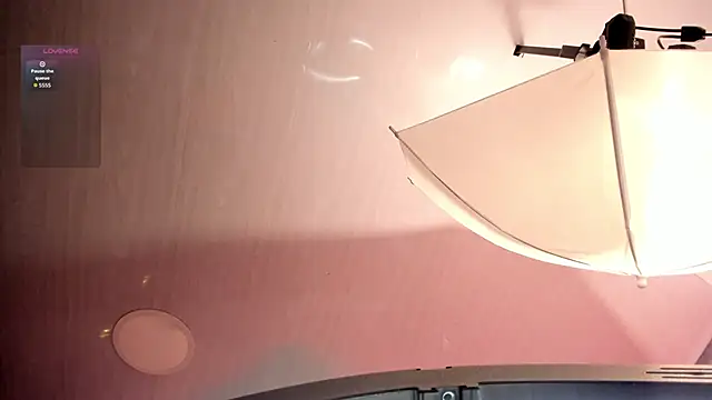 amaraa lewiis online show from October 9, 12:25 pm