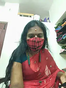 Snapshot of Tamil_Yalini12 chatting on June 6, 3:33 am Tamil Yalini12 online show from June 6, 3:33 am