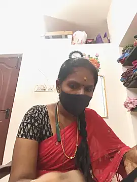 Snapshot of Tamil_Yalini12 chatting on June 13, 12:25 pm Tamil Yalini12 online show from June 13, 12:25 pm