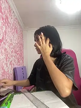 xoxo milk online show from February 12, 11:44 pm