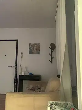 alessiobaz online show from April 18, 8:07 am