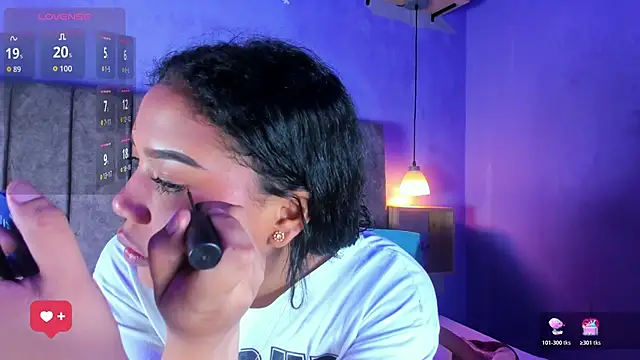 Bianca Ethan online show from March 25, 1:17 pm