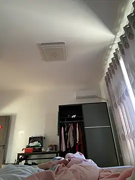 Snapshot of skys777 chatting on February 15, 8:13 am skys777 online show from February 15, 8:13 am