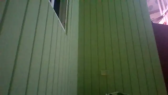 Snapshot of cockybig1 chatting on June 27, 7:13 am cockybig1 online show from June 27, 7:13 am