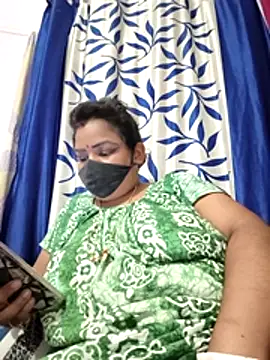 Deborbhavi222 online show from March 31, 6:41 pm