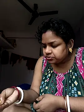 Deborbhavi222 online show from April 4, 3:27 am