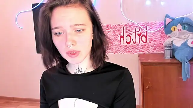 Snapshot of Elastikisss chatting on February 19, 4:08 am Elastikisss online show from February 19, 4:08 am