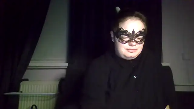 Snapshot of Katy2323 chatting on October 6, 7:11 pm Katy2323 online show from October 6, 7:11 pm