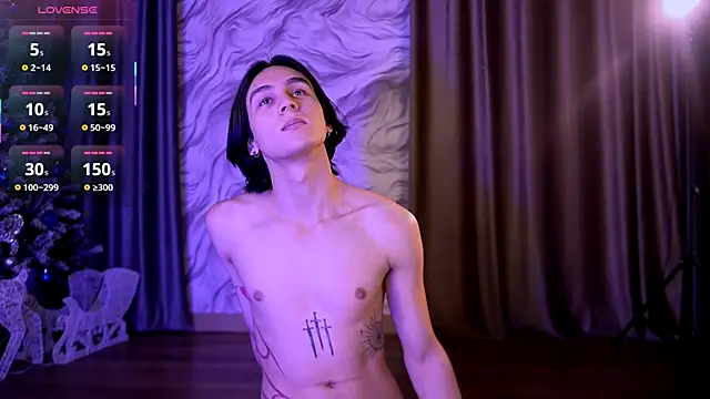 CleoStringer online show from January 17, 10:13 pm