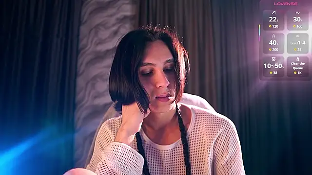 CleoStringer online show from March 1, 7:10 am