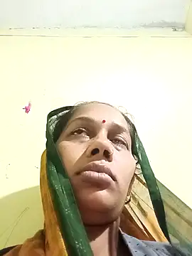 Snapshot of Rupali_ji chatting on February 14, 10:28 pm Rupali ji online show from February 14, 10:28 pm