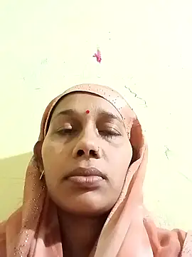 Snapshot of Rupali_ji chatting on February 19, 6:42 am Rupali ji online show from February 19, 6:42 am