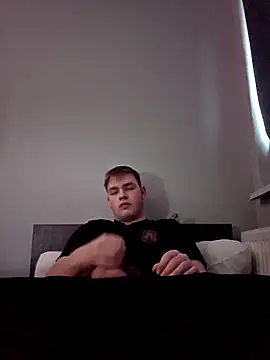 12curty online show from March 6, 5:09 pm