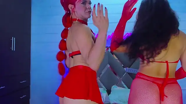 Shaina Monroe online show from December 5, 6:26 pm