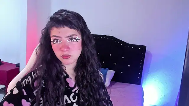 kitty  chs online show from December 18, 11:27 am