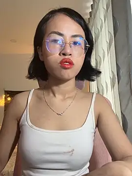 EllieYoon online show from December 19, 6:53 am