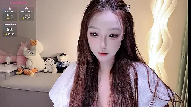 Luna--1 online show from July 26, 4:14 pm