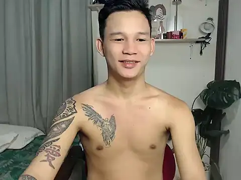 asianmonstercock05 online show from May 21, 10:06 pm