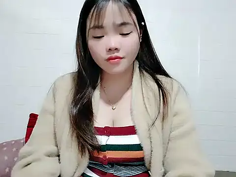 Snapshot of Meomeo-meo chatting on January 13, 12:32 pm Meomeo-meo online show from January 13, 12:32 pm