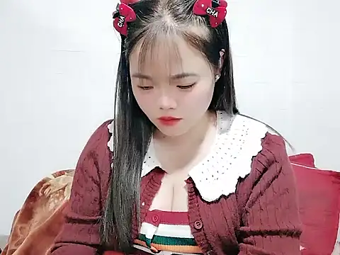 Snapshot of Meomeo-meo chatting on February 7, 1:48 pm Meomeo-meo online show from February 7, 1:48 pm