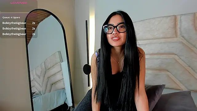 cherry bunnyx online show from February 27, 4:23 am