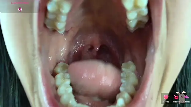 Hinata 21  online show from December 22, 9:01 pm