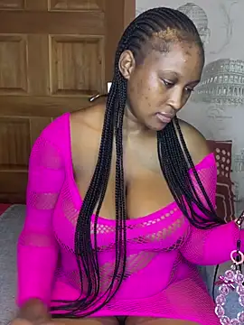 Bellabootie online show from April 10, 8:24 pm