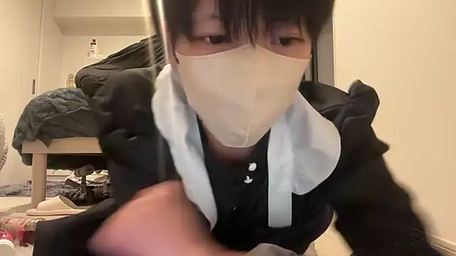 Snapshot of tora3220 chatting on January 9, 12:41 pm tora3220 online show from January 9, 12:41 pm