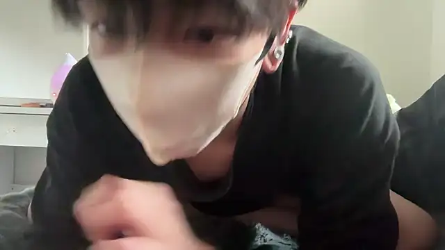 Snapshot of tora3220 chatting on February 15, 5:26 am tora3220 online show from February 15, 5:26 am