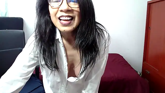 Snapshot of abrilsex23 chatting on July 19, 1:48 pm abrilsex23 online show from July 19, 1:48 pm