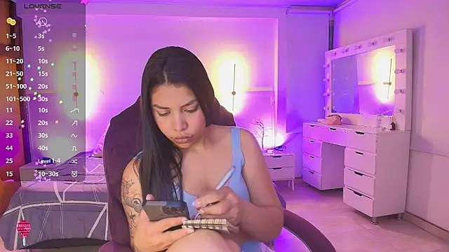 kloe28 online show from February 19, 3:46 am