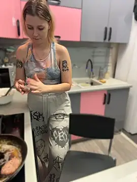 Crystal Neko online show from July 15, 5:29 pm