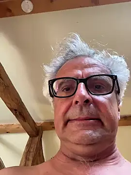 chtentation online show from July 11, 4:43 pm