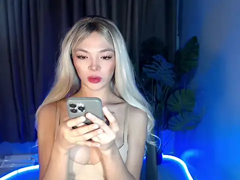 Asian briee143xx online show from April 16, 4:30 pm