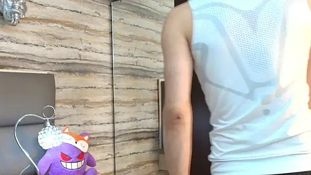 Lovers 21 online show from April 18, 3:54 am