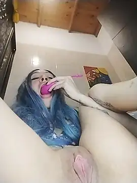 ssssavageee online show from February 23, 7:44 pm