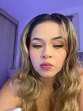 itsdanividarte online show from March 15, 1:44 am